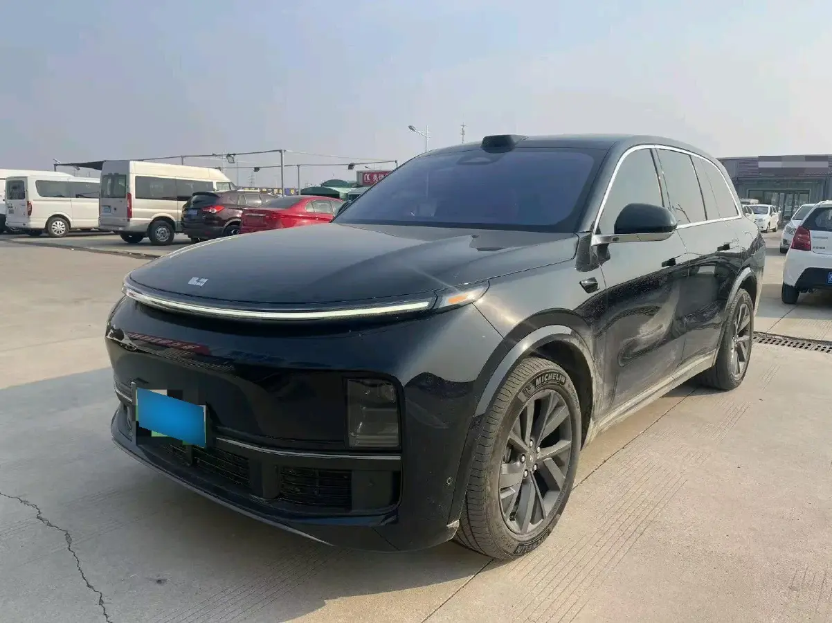 2023 Li L8 Range Extended 154HP REEV 40.9KWH