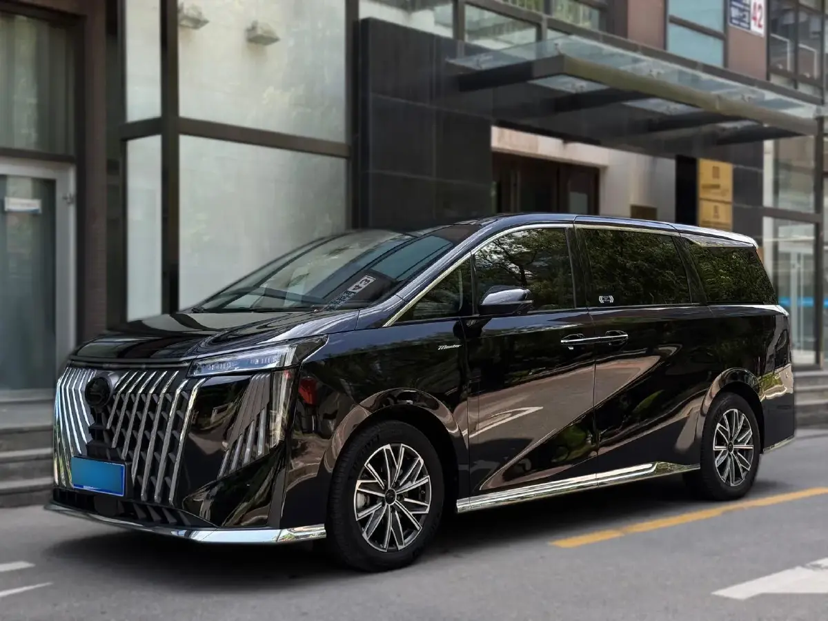 2024 GAC Trumpchi M8 2.0T 190HP L4 2DHT Hybrid