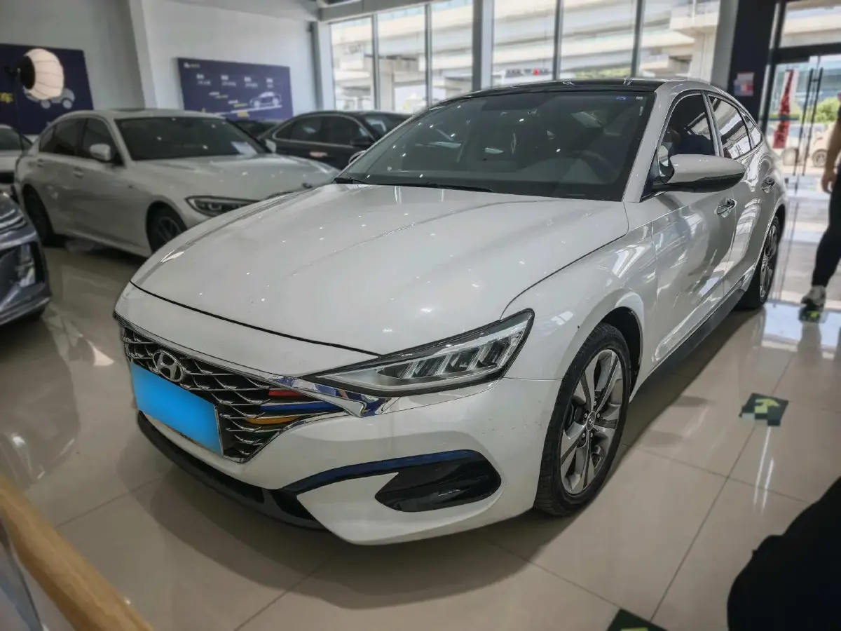 2019 Hyundai La Festa 1.6T 190HP L4 7DCT