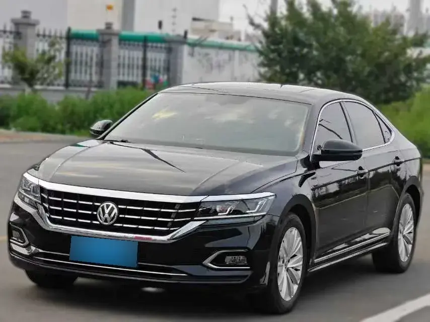 2020 Volkswagen Passat 2.0T 186HP L4 7DCT