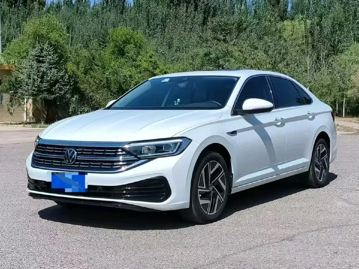 2023 Volkswagen Sagitar 1.4T 150HP L4 7DCT