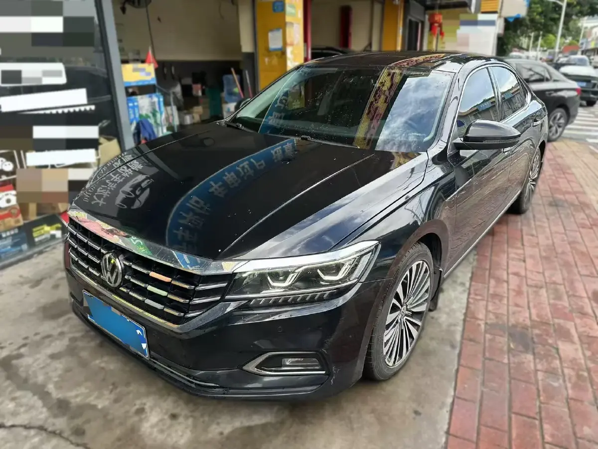2019 Volkswagen Passat 2.0T 186HP L4 7DCT