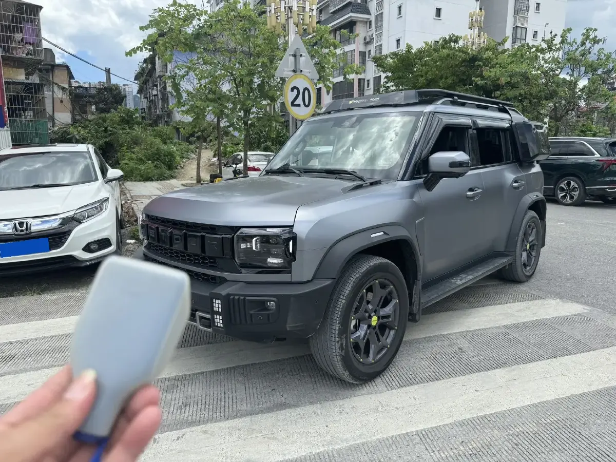 2023 Jetour Traveller 2.0T 254HP L4 8AT