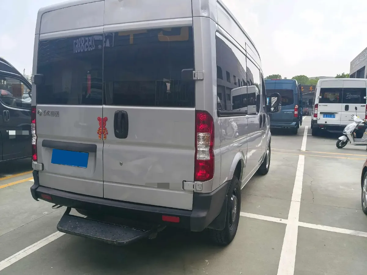2019 DongFeng Aeolus AX3 1.6L 117HP L4 5MT,autocango,china used car exporter,china ev exporter,chinese used car exporter,chinese used ev exporter