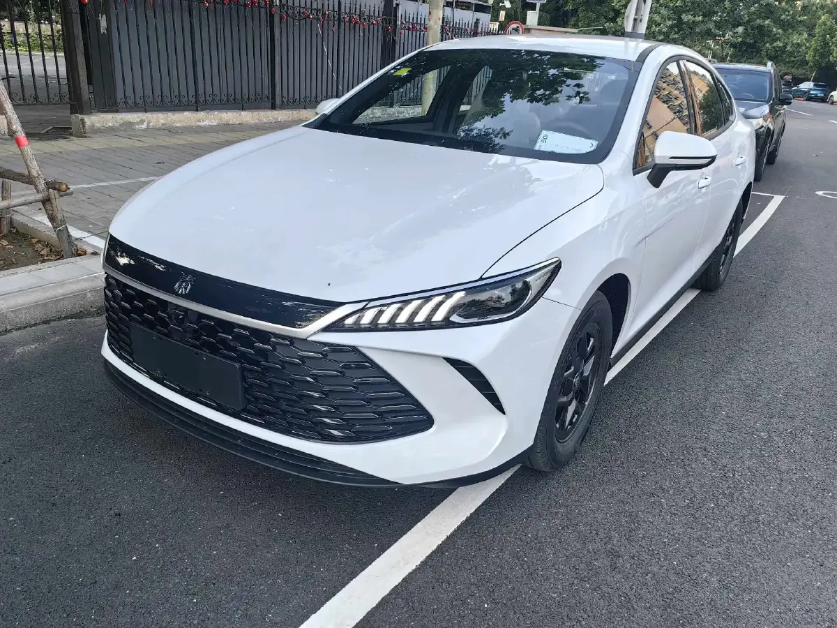 2025 BYD Qin Plus 1.5L 101HP L4 E-CVT PHEV 7.68KWH