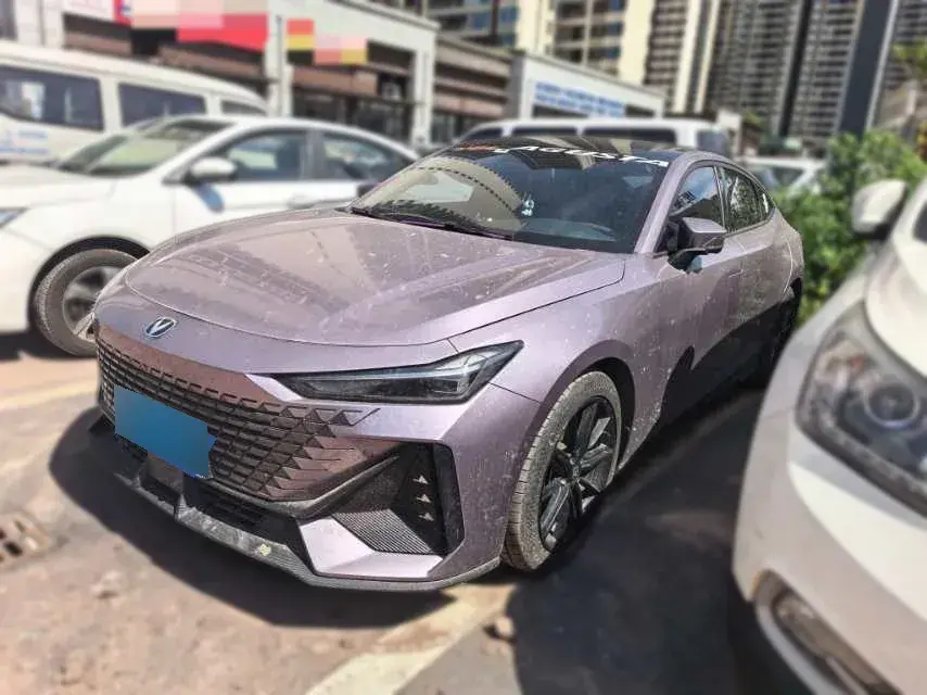 2022 ChangAn UNI-V 1.5T 188HP L4 7DCT