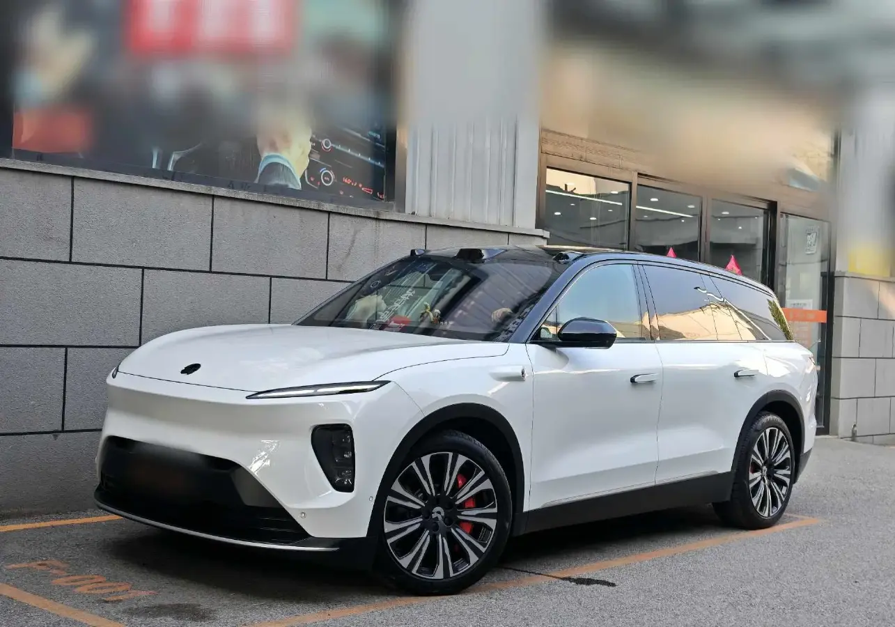 2023 NIO ES8 BEV 75KWH