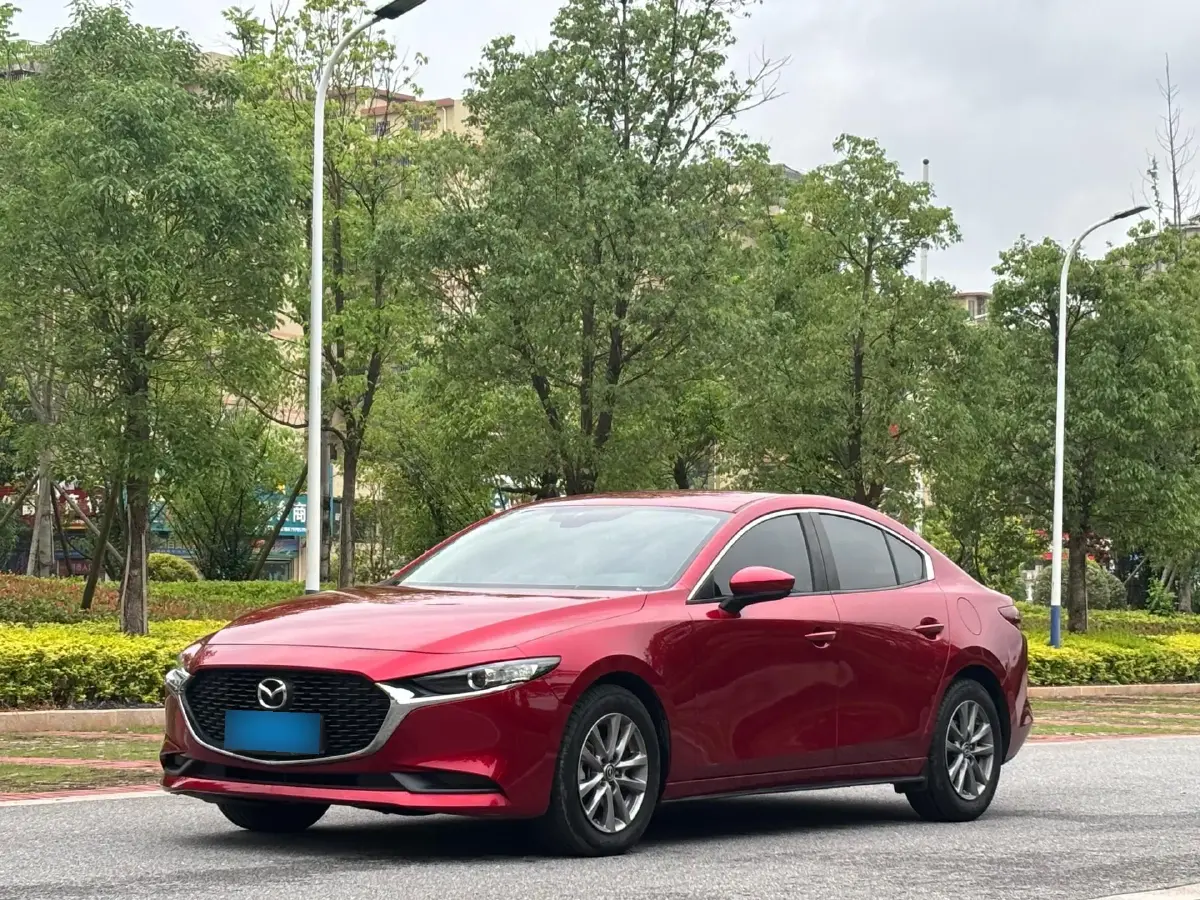 2021 Mazda 3 Axela 2.0L 158HP L4 6AT