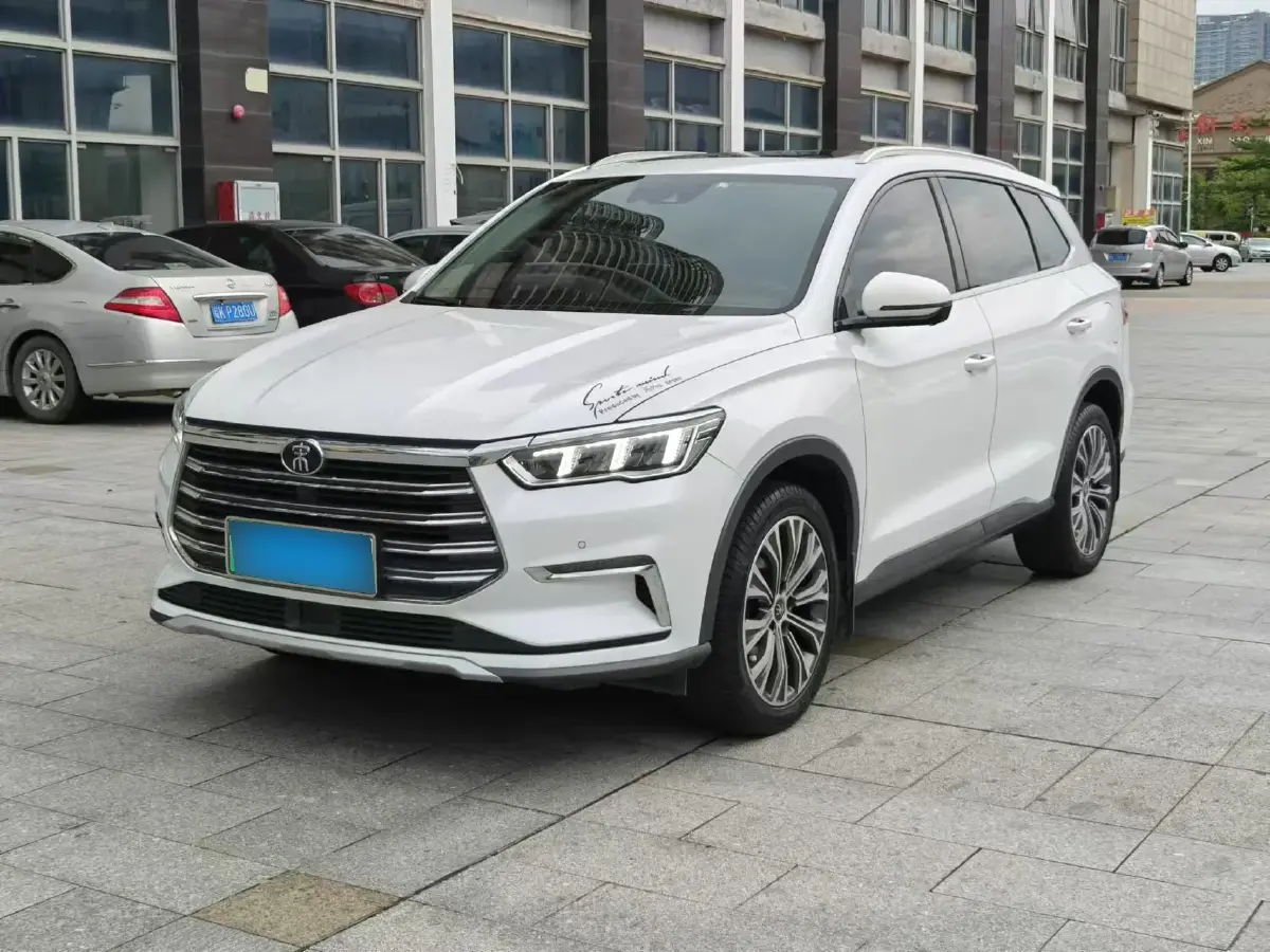 2019 BYD Song Pro 1.5T 160HP L4 6DCT PHEV 15.7KWH