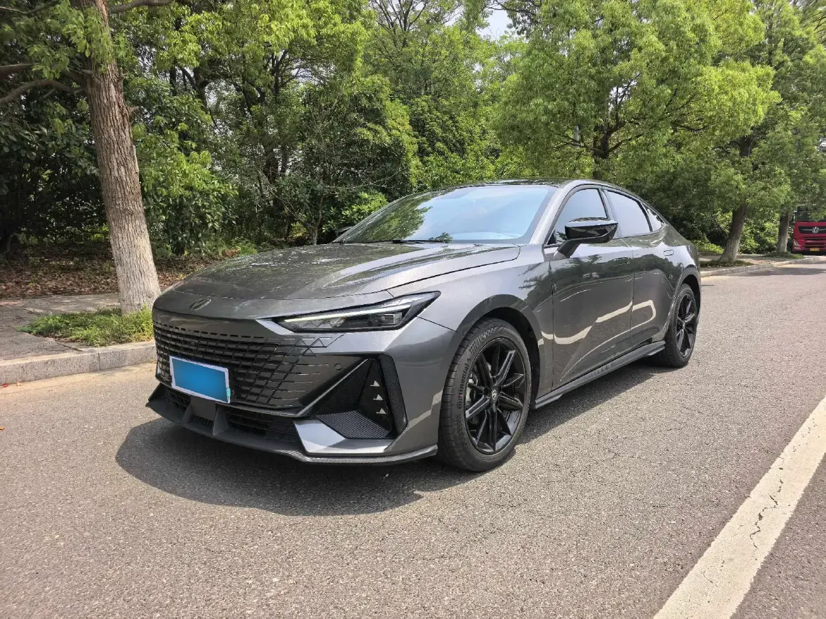 2022 ChangAn UNI-V 1.5T 188HP L4 7DCT