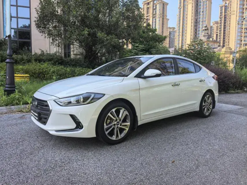 2016 Hyundai Elantra 1.6L 130HP L4 6AT