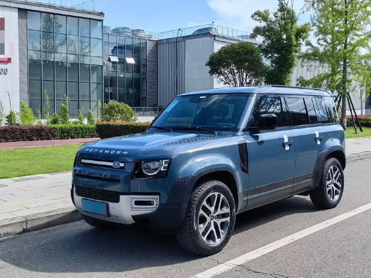 2020 Land Rover Defender 3.0T 400HP L6 8AT