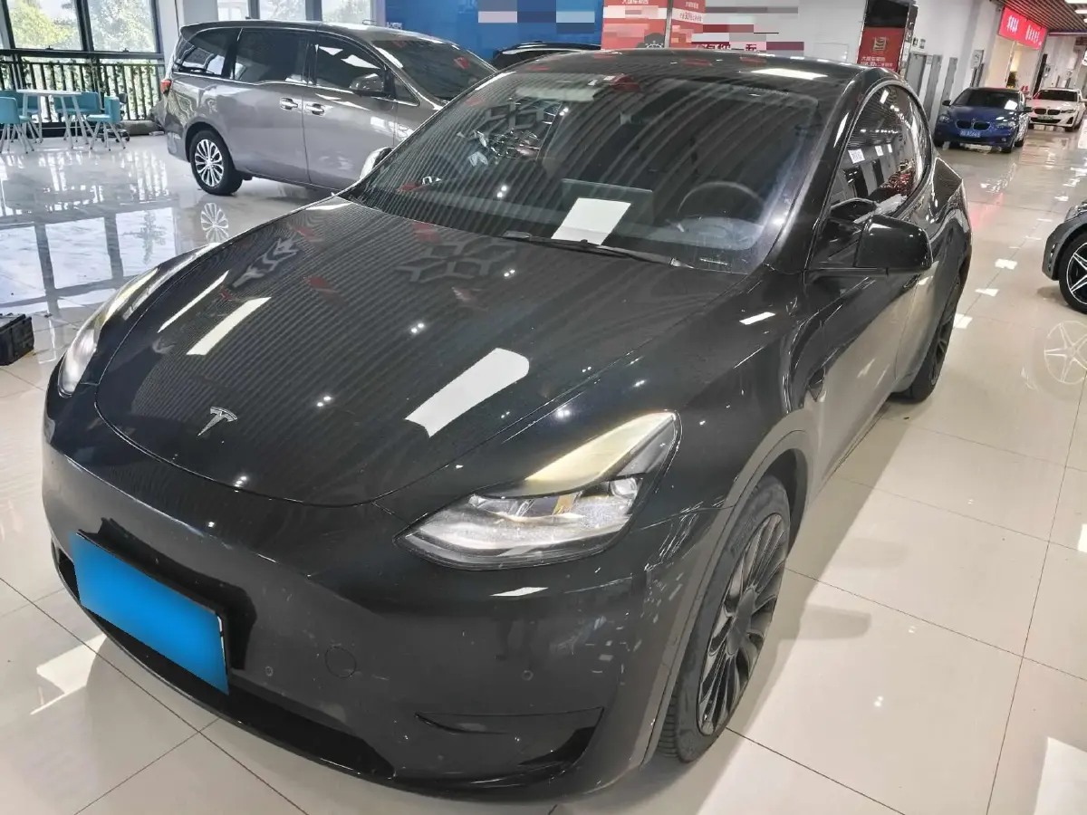 2022 Tesla Model Y BEV 60KWH