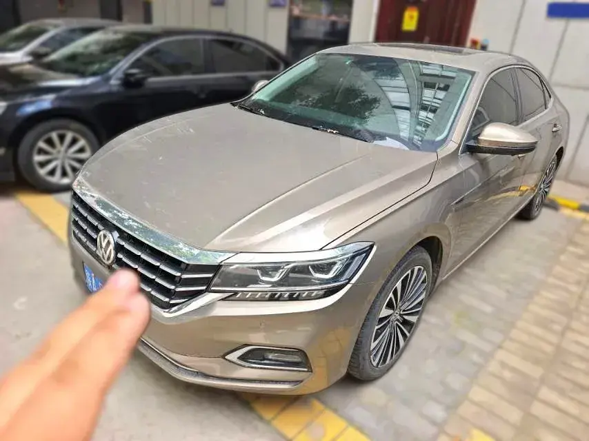 2019 Volkswagen Passat 2.0T 186HP L4 7DCT