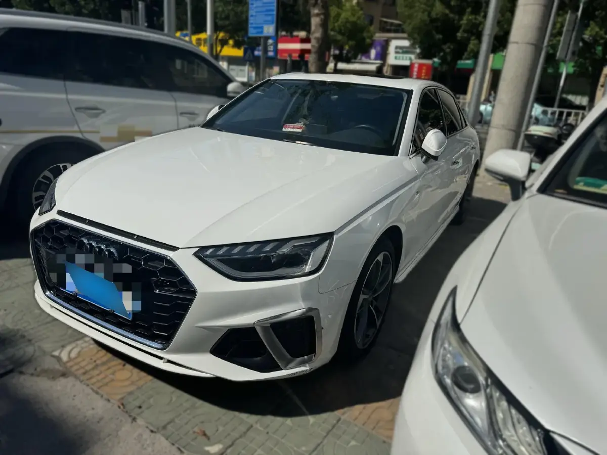 2020 Audi A4L 2.0T 150HP L4 7DCT