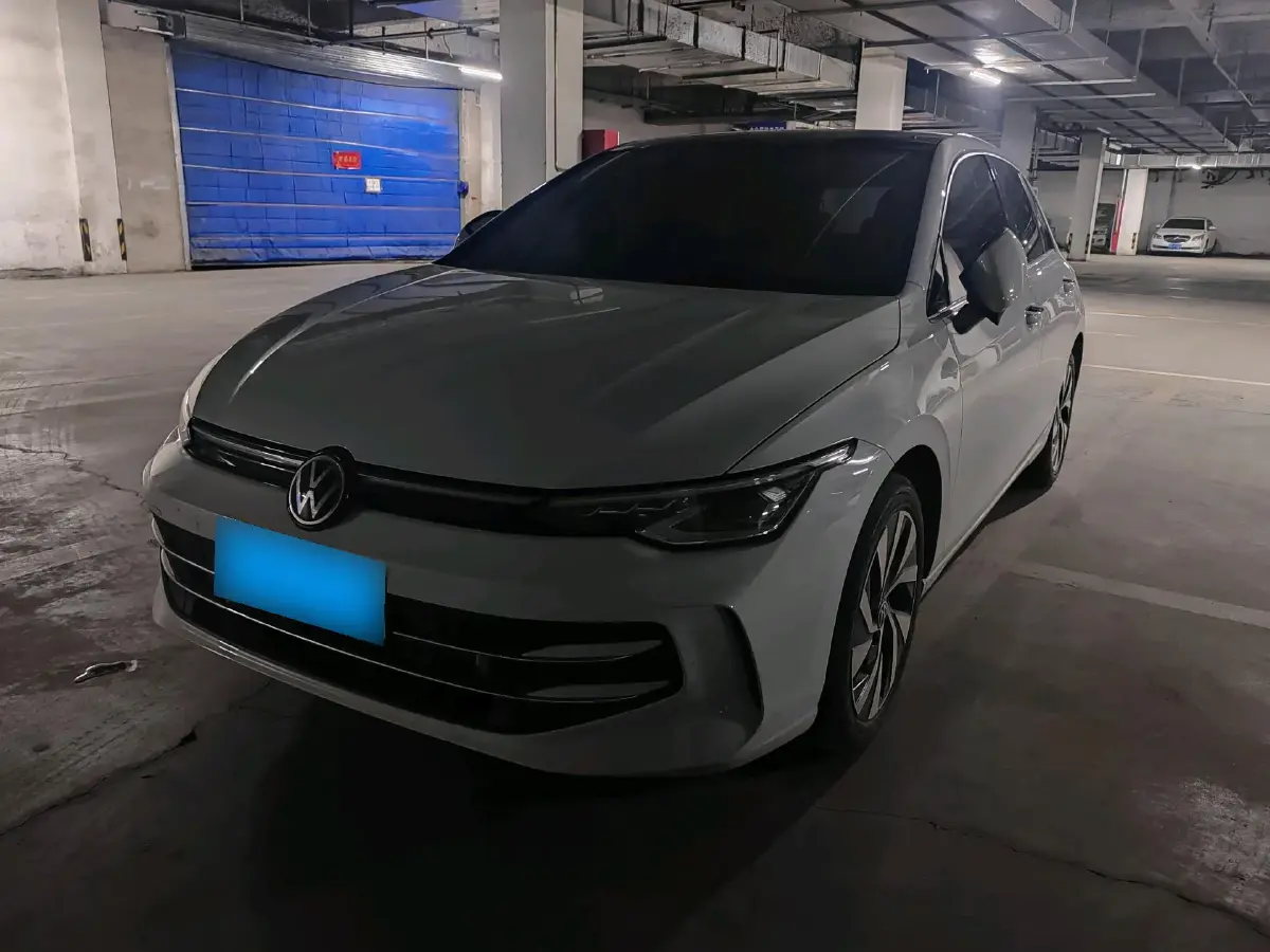 2025 Volkswagen Golf 1.5T 160HP L4 7DCT