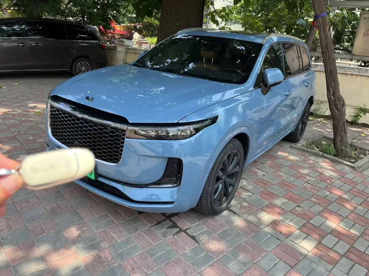2021 Li ONE Range Extended 131HP REEV 40.5KWH