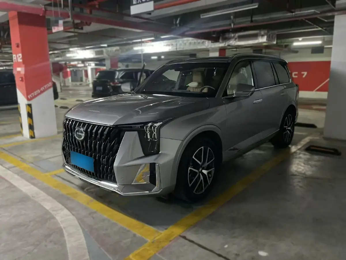 2022 GAC Trumpchi GS8 2.0T 190HP L4 E-CVT Hybrid