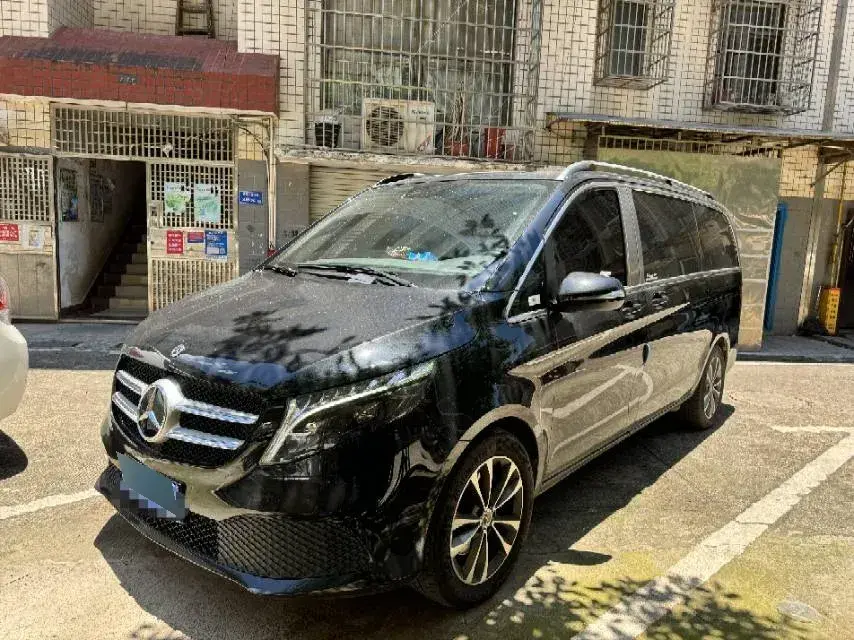 2022 Mercedes-Benz V Class 2.0T 211HP L4 9AT