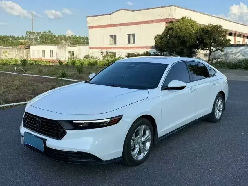 2023 Honda Accord 1.5T 192HP L4 CVT