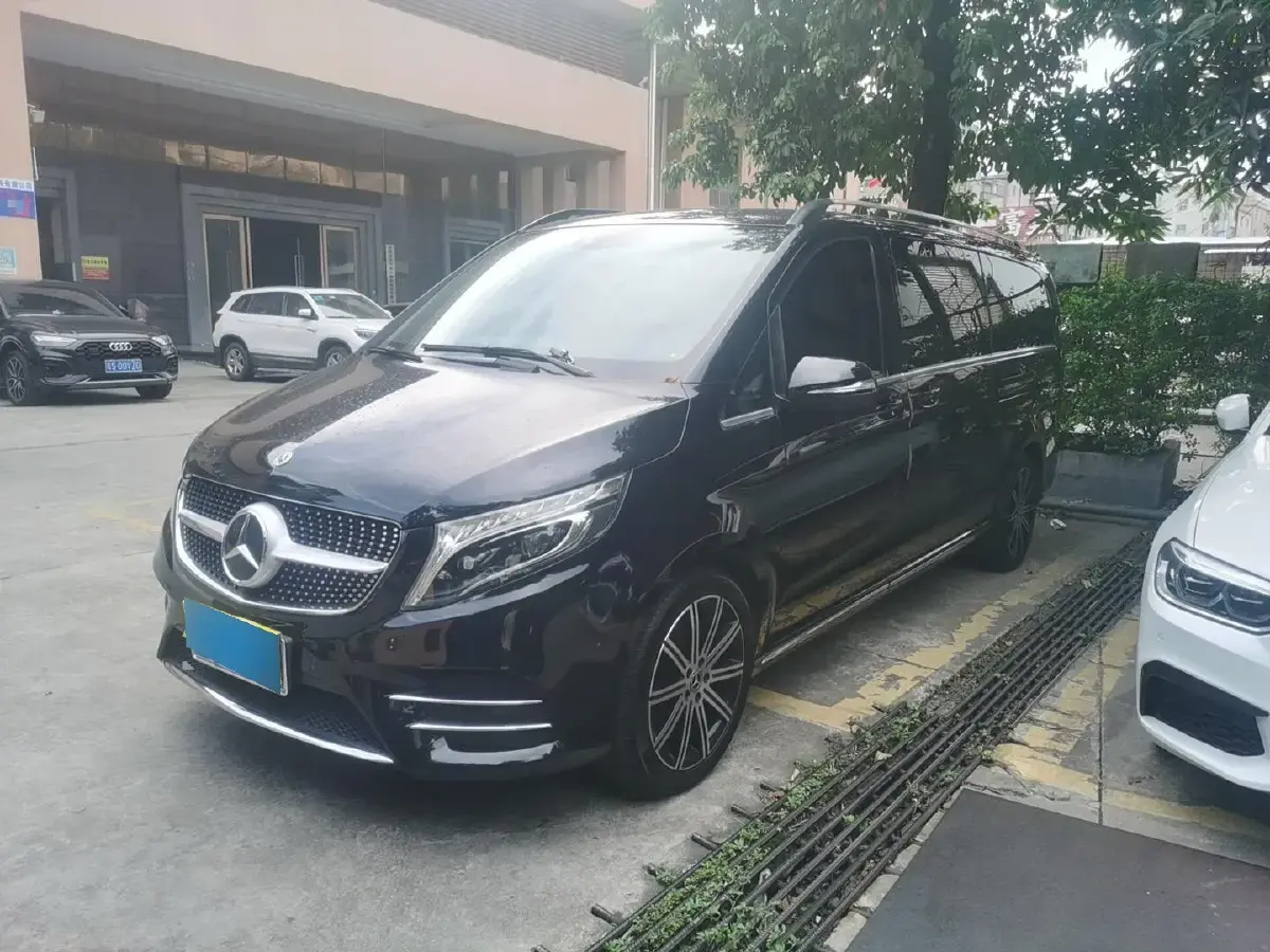 2021 Mercedes-Benz V Class 2.0T 211HP L4 9AT