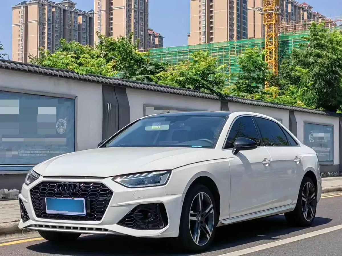 2020 Audi A4L 2.0T 190HP L4 7DCT