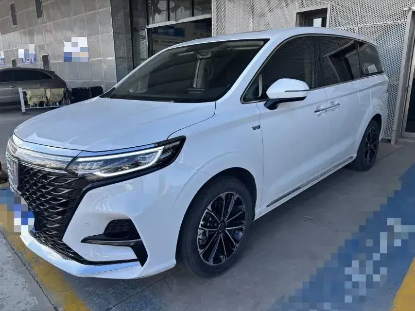 2022 Roewe iMAX8 2.0T 234HP L4 8AT