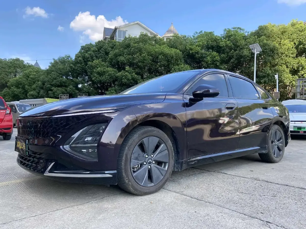 2023 WuLing XingGuang 1.5L 106HP L4 E-CVT PHEV 9.5KWH