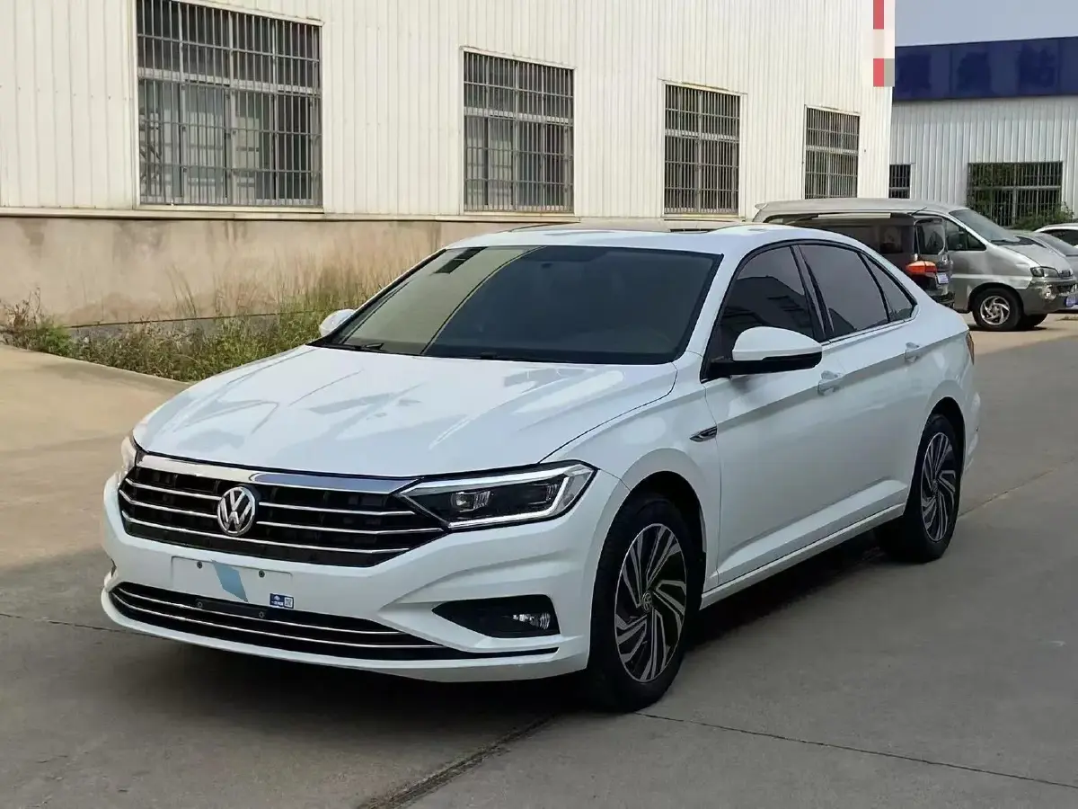 2021 Volkswagen Sagitar 1.4T 150HP L4 7DCT