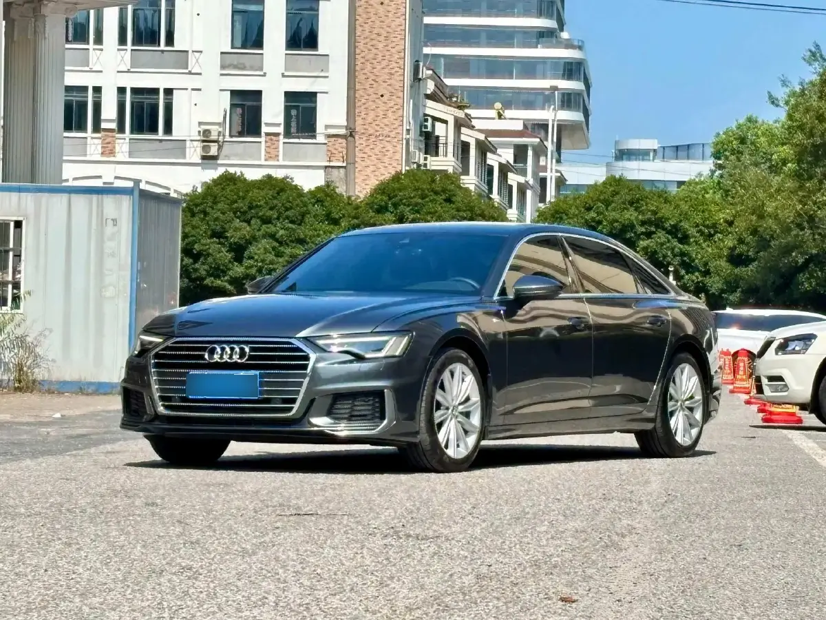 2021 Audi A6L 2.0T 224HP L4 7DCT