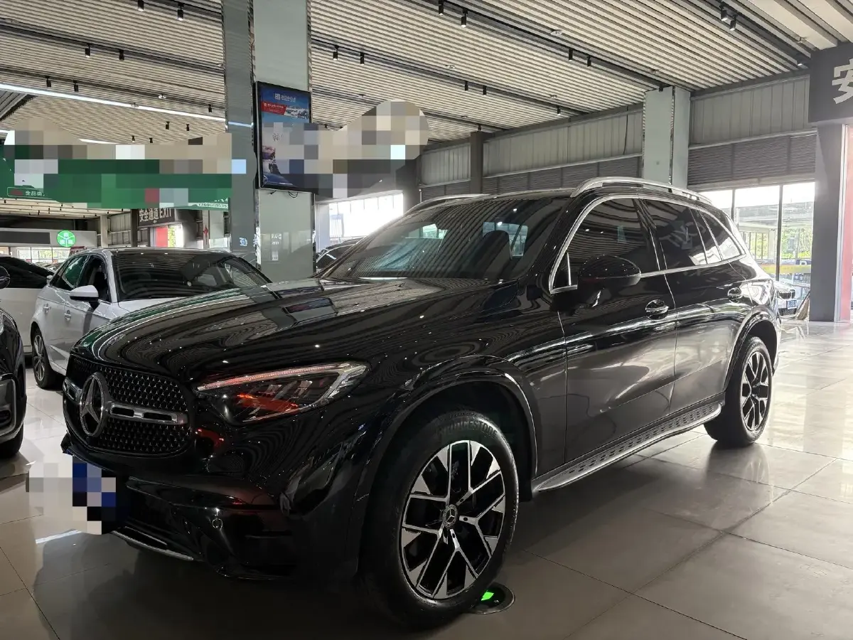 2023 Mercedes-Benz GLC Class 2.0T 204HP L4 9AT