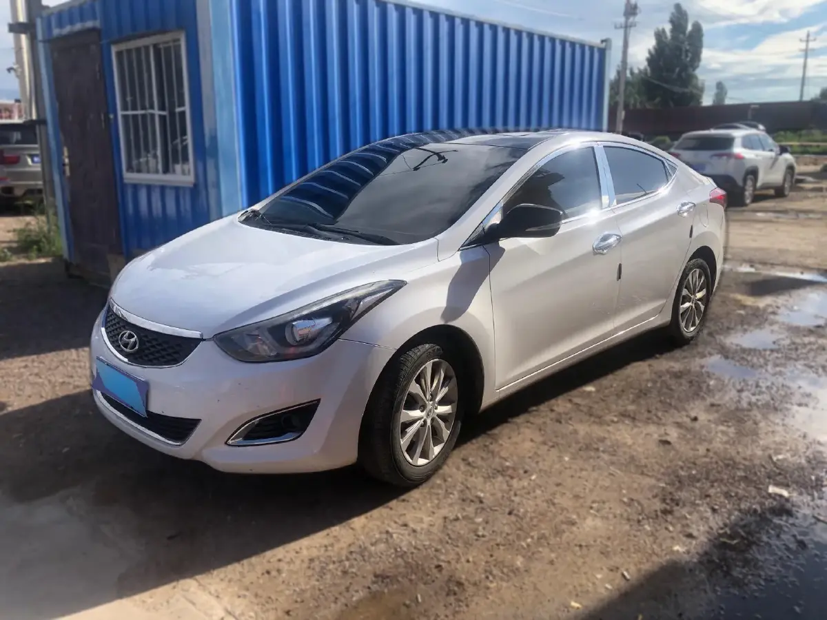 2016 Hyundai Elantra 1.6L 128HP L4 6AT