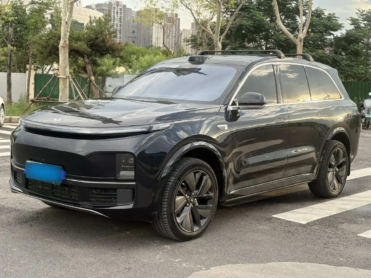 2023 Li L8 Range Extended 154HP REEV 40.9KWH