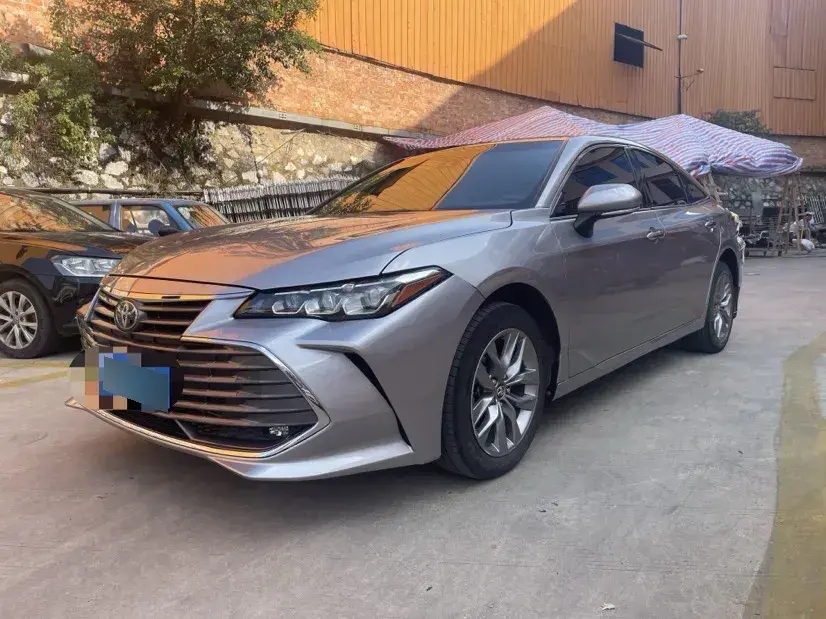 2019 Toyota Avalon 2.5L 209HP L4 8AT