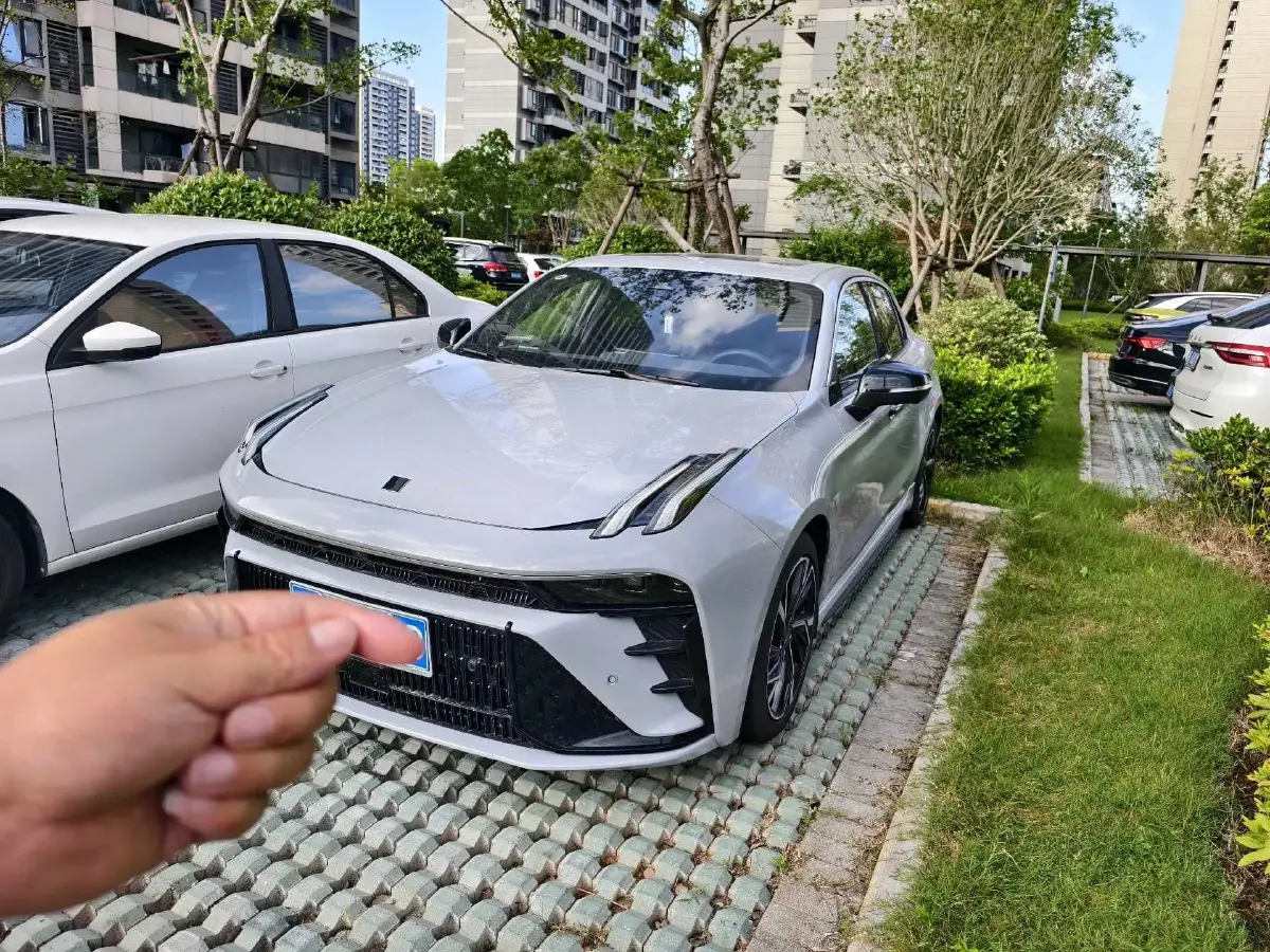 2023 LYNK&CO 03 1.5T 150HP L3 3DHT Hybrid 1.82KWH