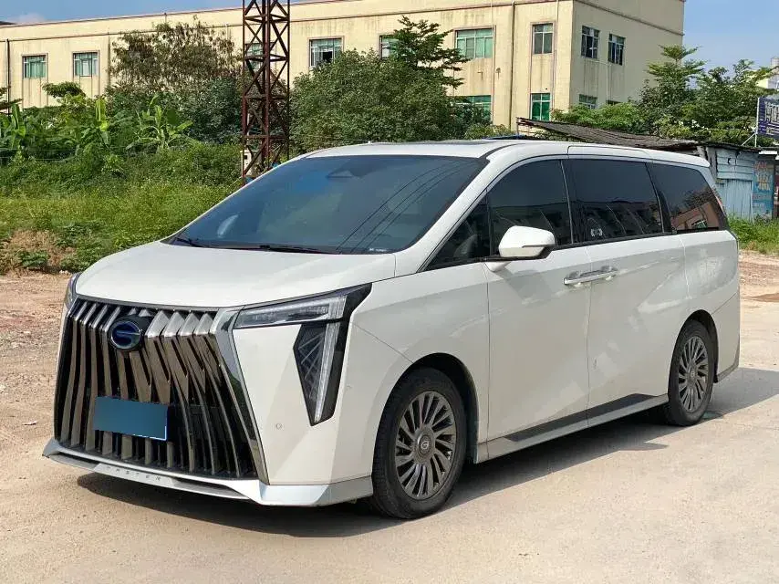 2023 GAC Trumpchi M8 2.0T 190HP L4 E-CVT Hybrid