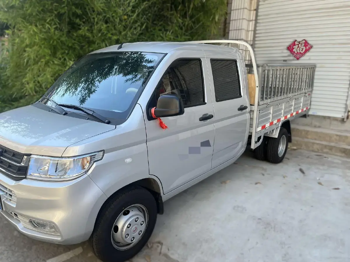 2023 WuLing RongGuang New Truck 5MT