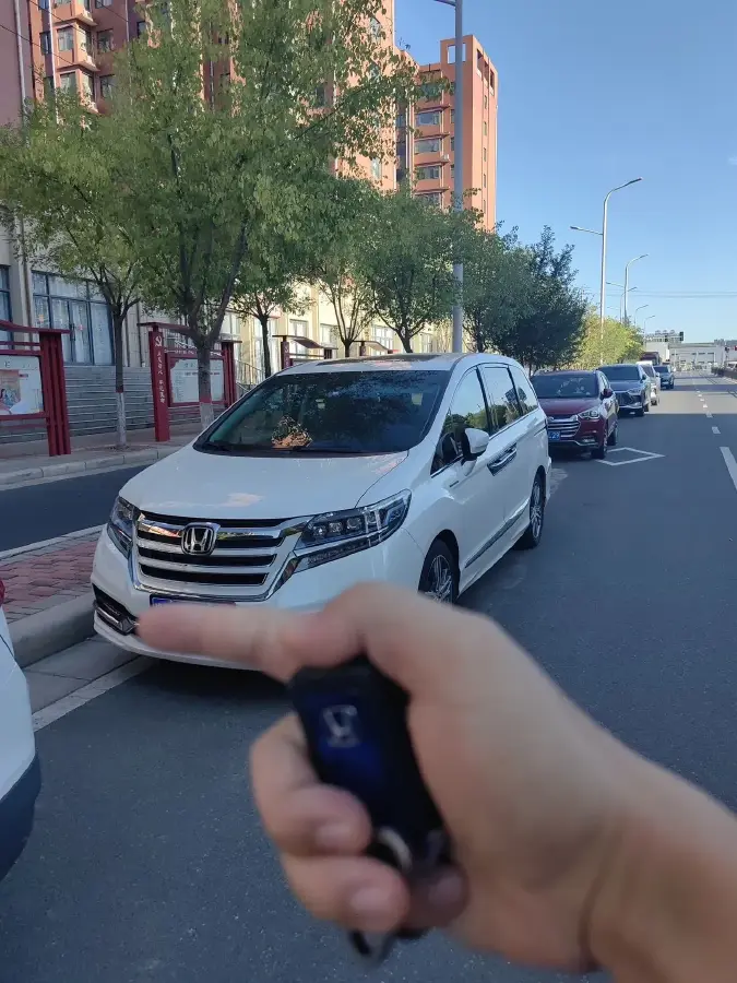 2019 Honda Elysioin 2.0L 146HP L4 E-CVT Hybrid