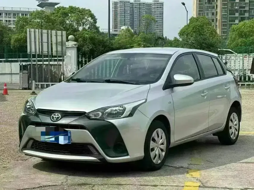 2016 Toyota Yaris L 1.5L 107HP L4 CVT