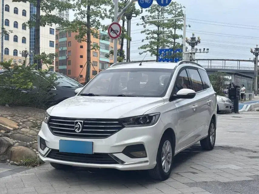 2018 BaoJun 360 1.5L 112HP L4 6MT