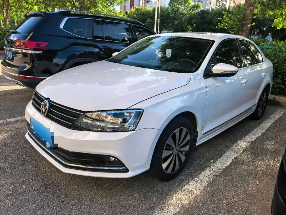 2018 Volkswagen Sagitar 1.6L 110HP L4 6AT