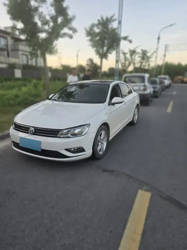 2018 Volkswagen Lamando 1.4T 131HP L4 7DCT