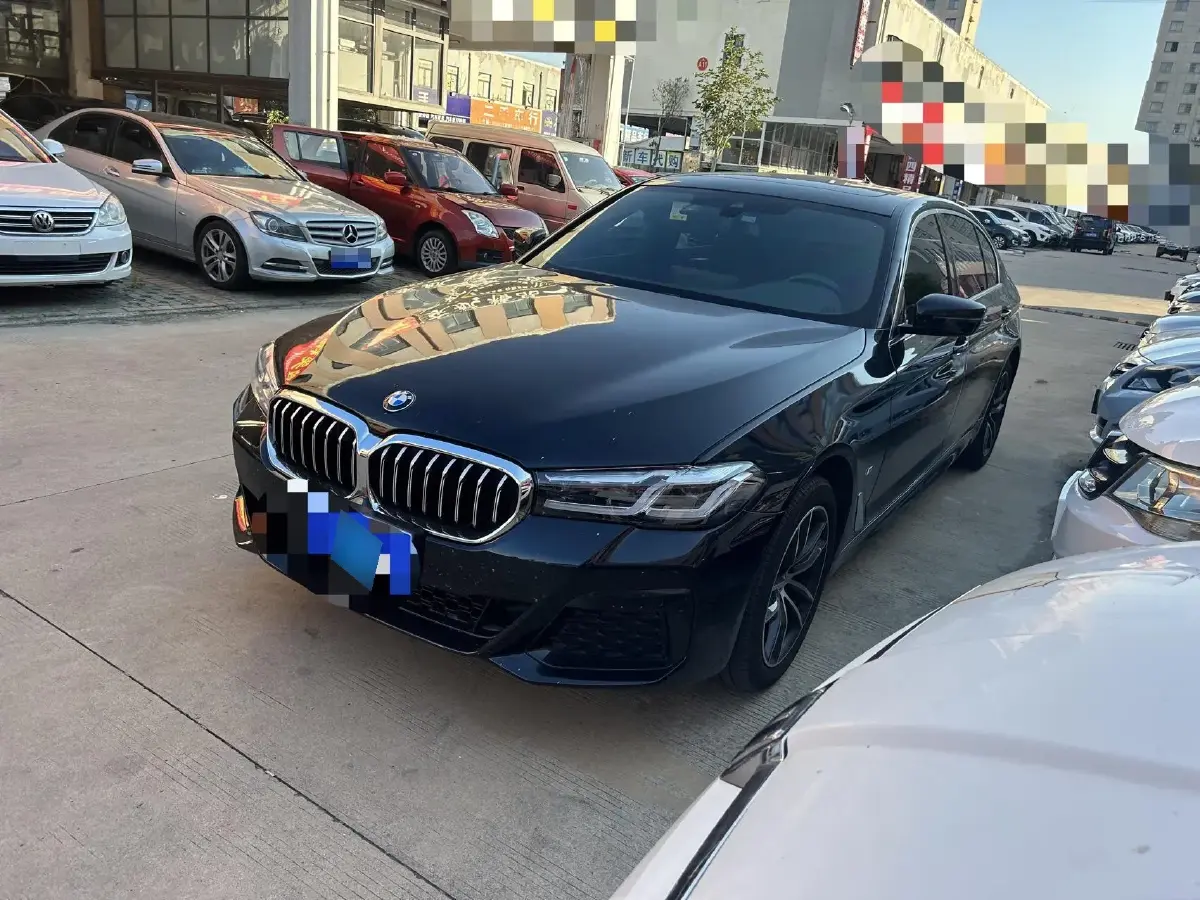 2022 BMW 5 Series 2.0T 184HP L4 8AT