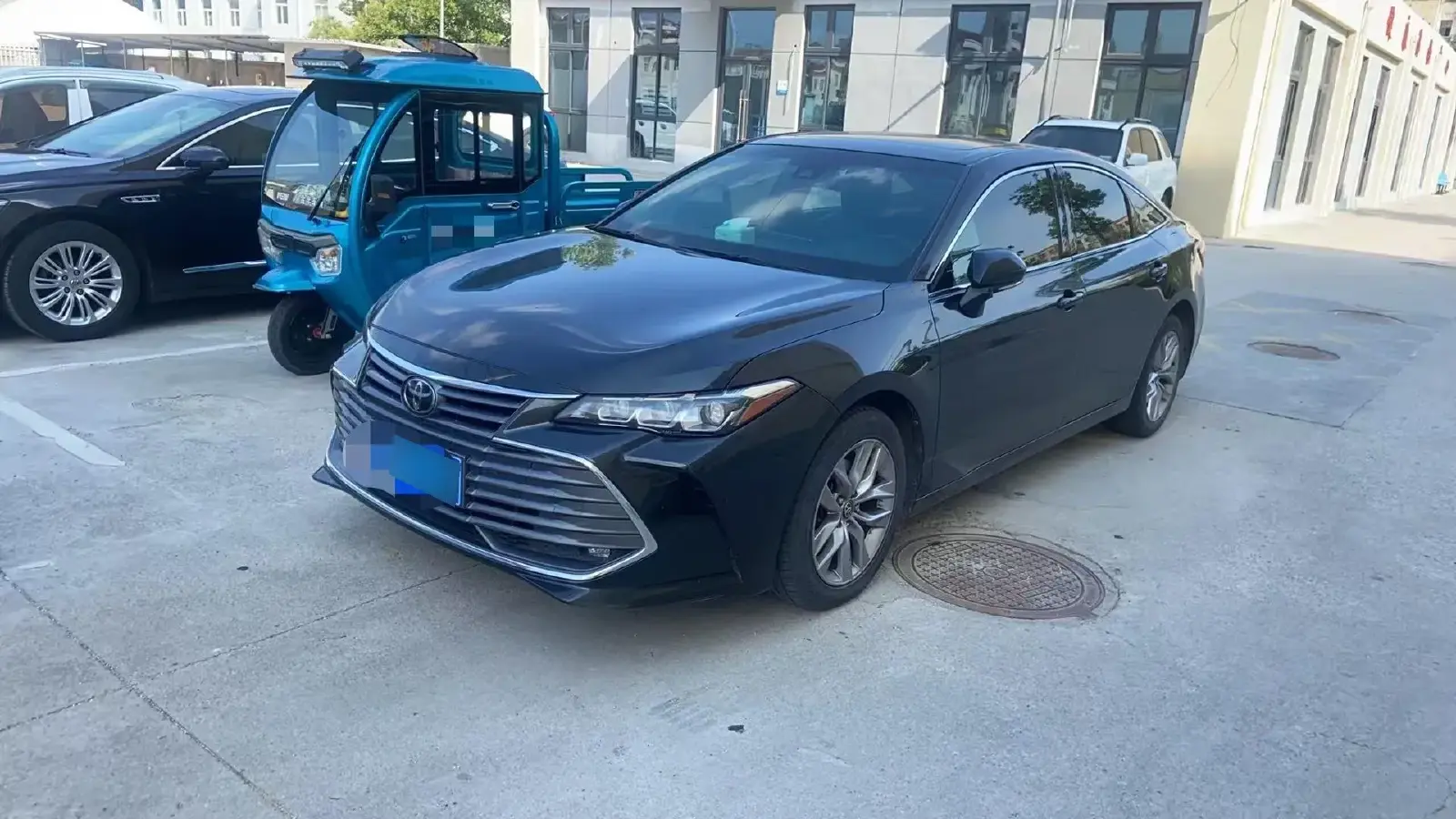 2019 Toyota Avalon 2.5L 209HP L4 8AT