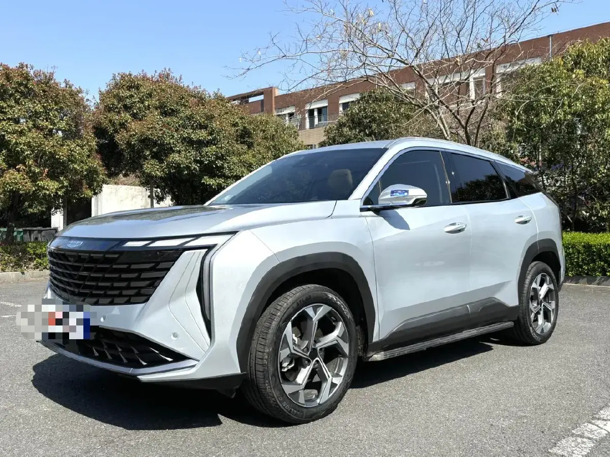 2023 Geely StarRay 1.5T 181HP L4 7DCT