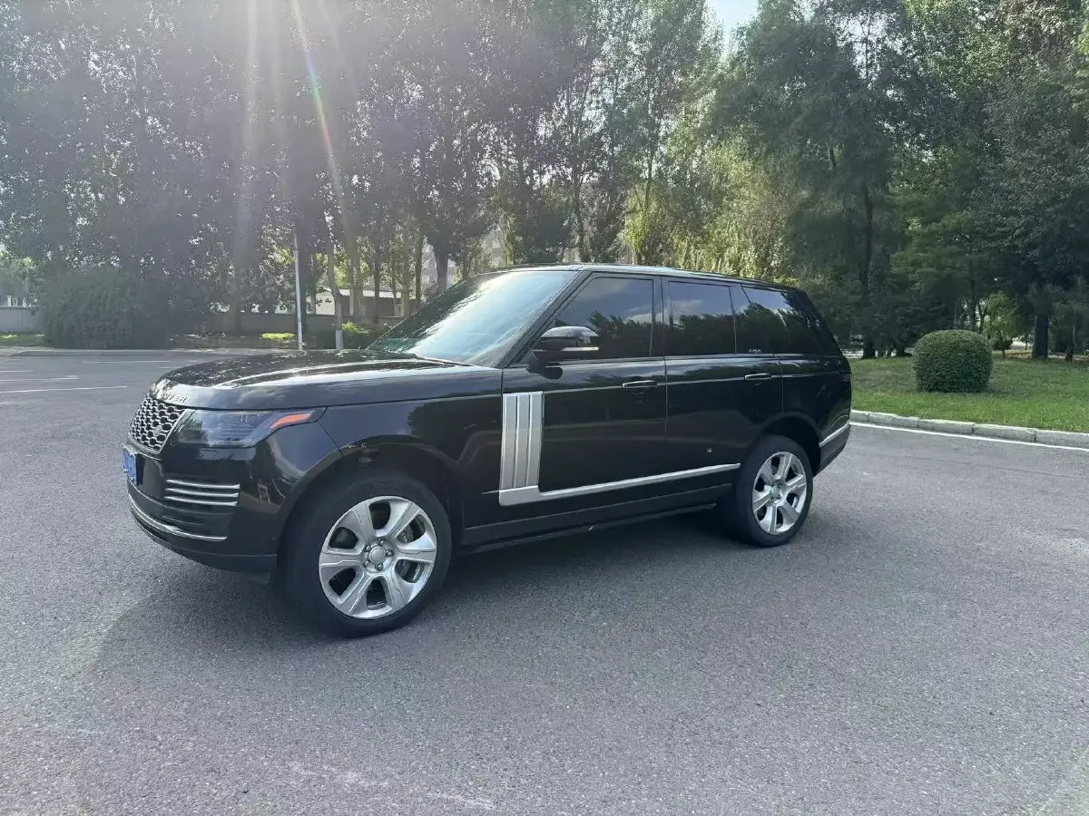 2018 Land Rover Range Rover Evoque 2.0T 241HP L4 9AT