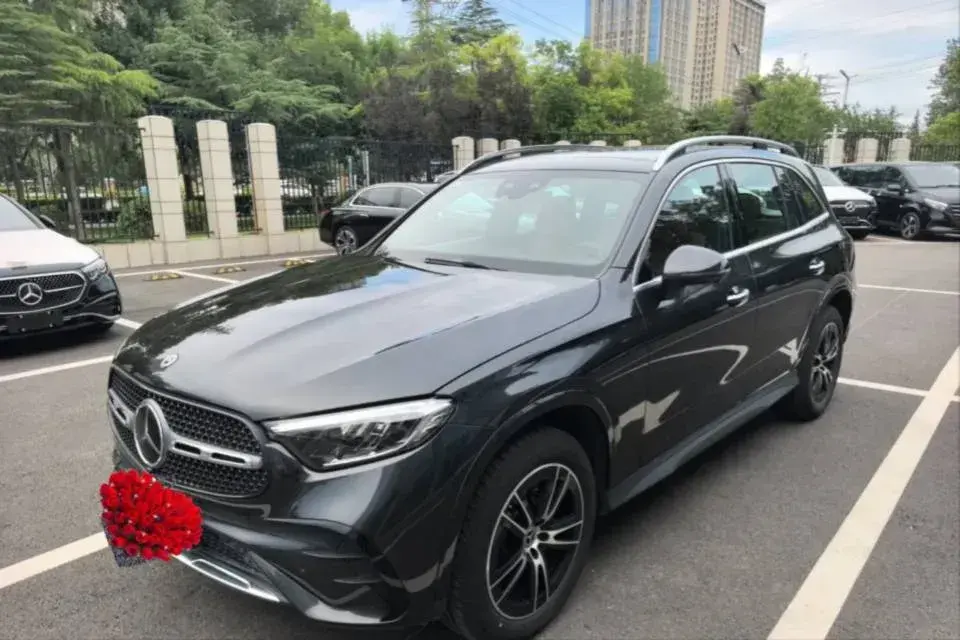 2025 Mercedes-Benz GLC Class 2.0T 204HP L4 9AT