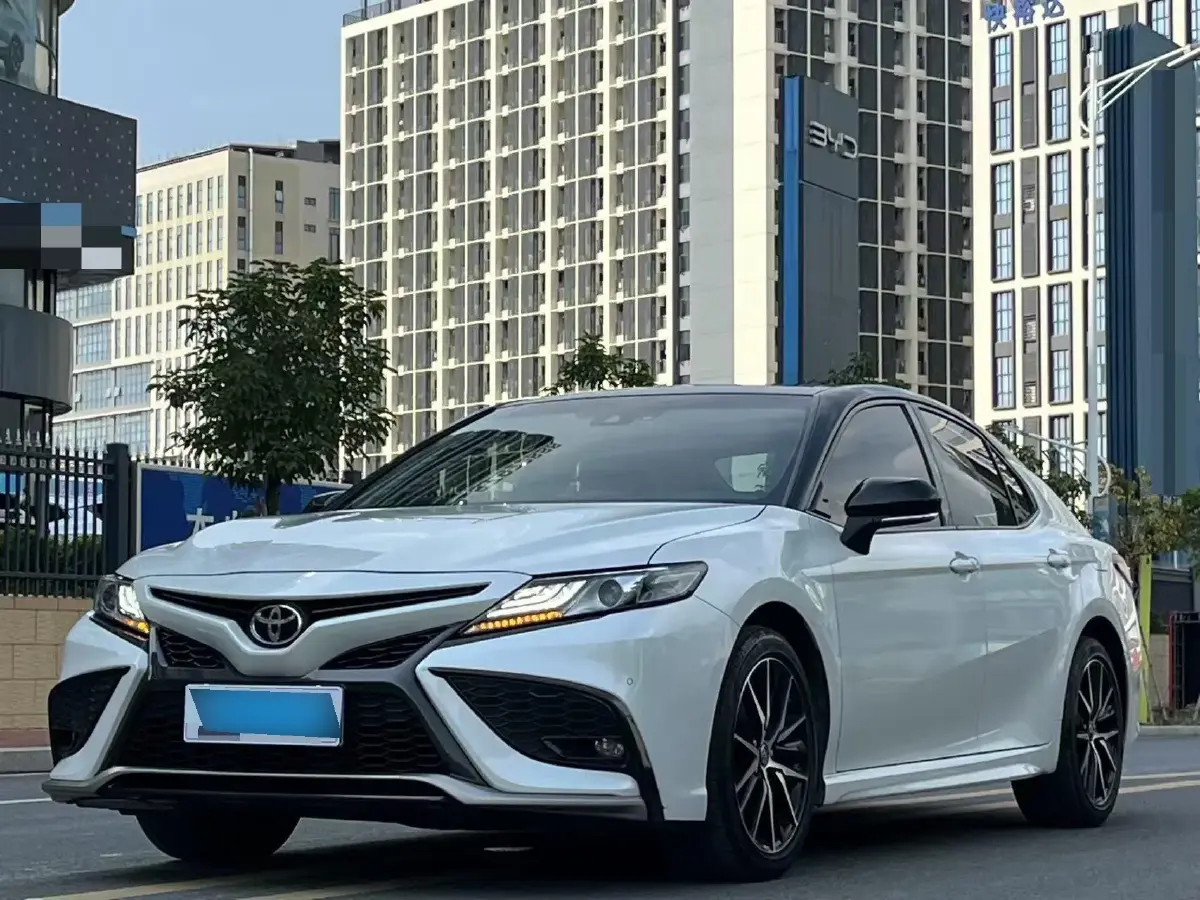 2021 Toyota Camry 2.0L 178HP L4 CVT