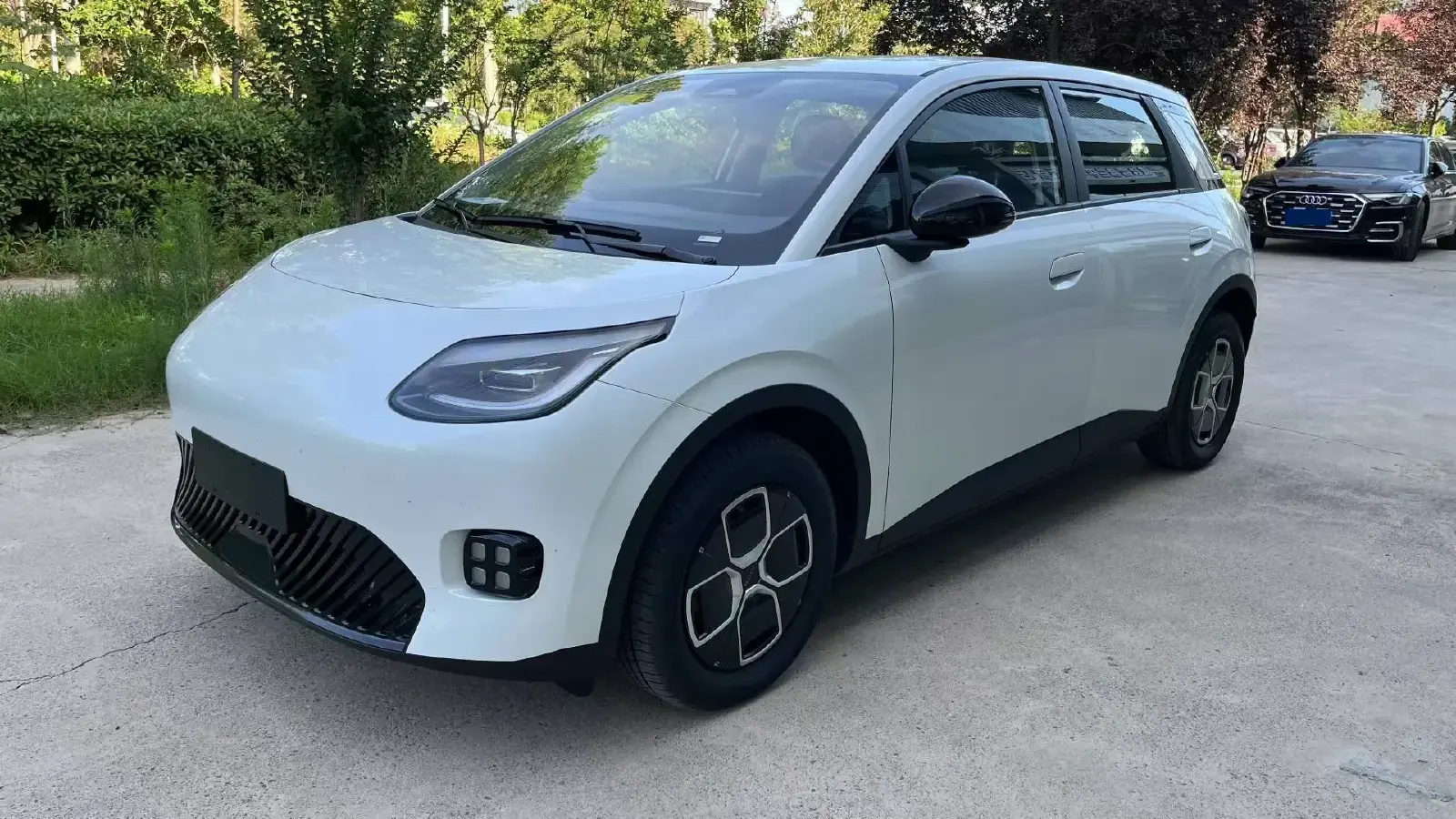 2025 Aion AION UT BEV