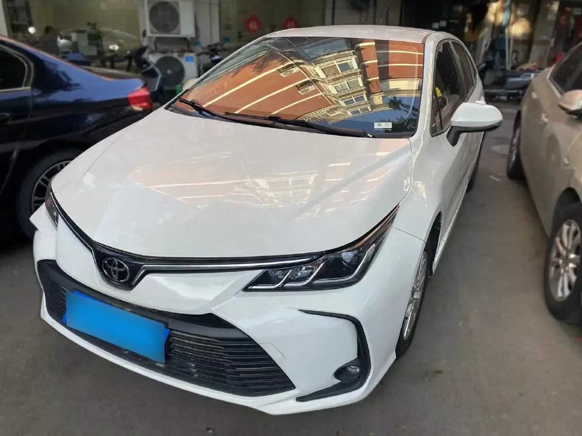 2021 Toyota Corolla 1.2T 116HP L4 CVT